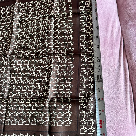 Christian Dior 100% Silk Handkerchief - Brown and Cream - Vintage - Picture 5 of 9